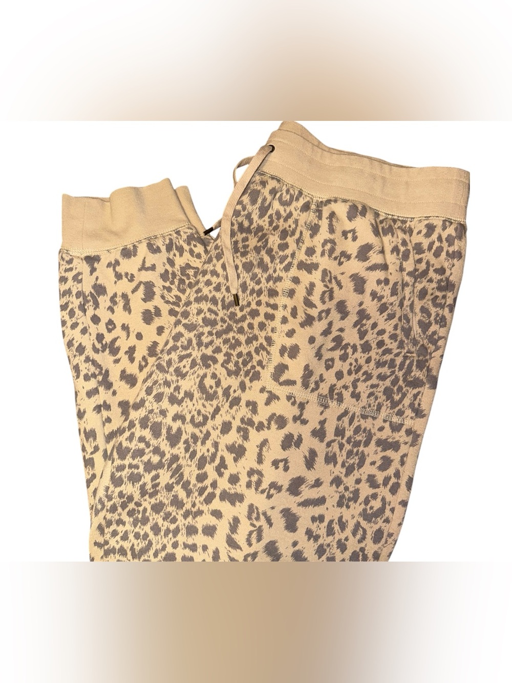 Women’s chaps leopard print joggers
